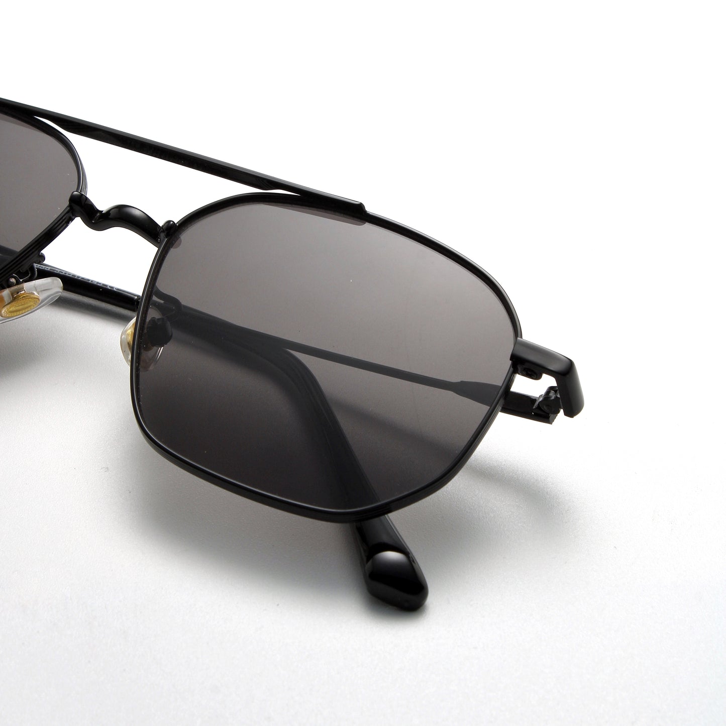 NURIX SUNGLASSES